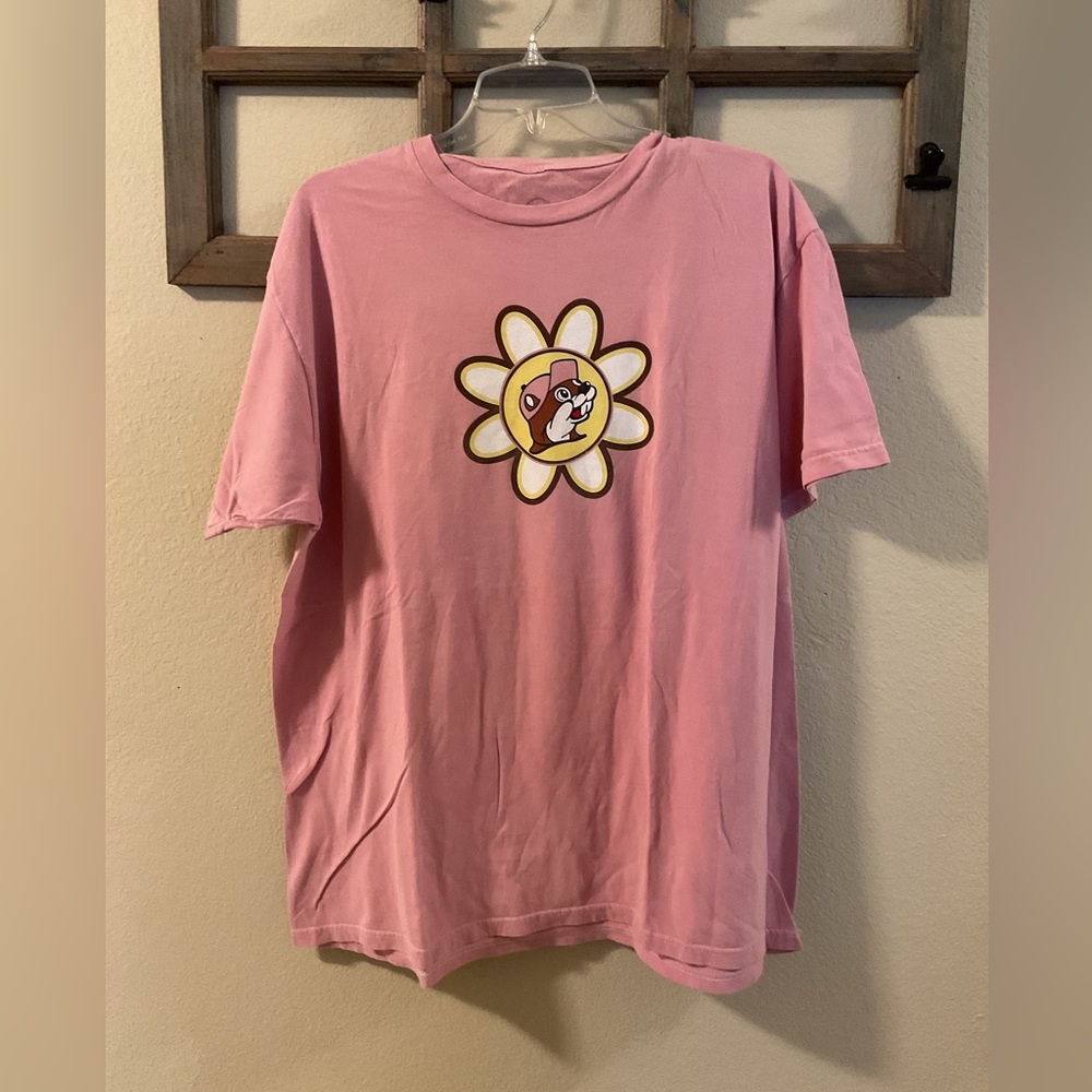 Buc-ees T-shirt